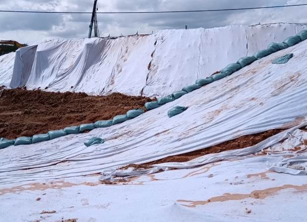 drain cell with geotextile